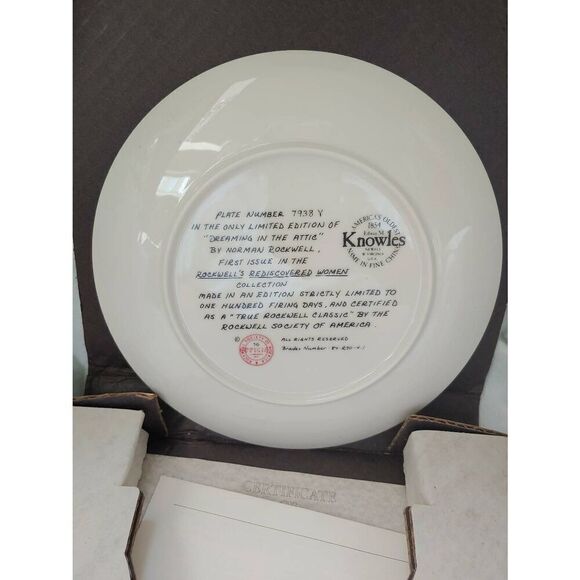 Norman Rockwell "Dreaming In The Attic" #7938Y Bradford Collectible Plate - Picture 6 of 7
